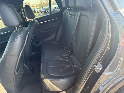 Used 2017 BMW X1 xDrive28i image 9