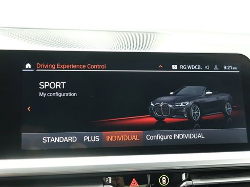 Used 2022 BMW M440i Convertible RWD image 18
