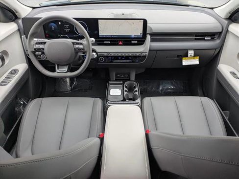 New 2026 Hyundai Ioniq 5 SEL RWD image 17