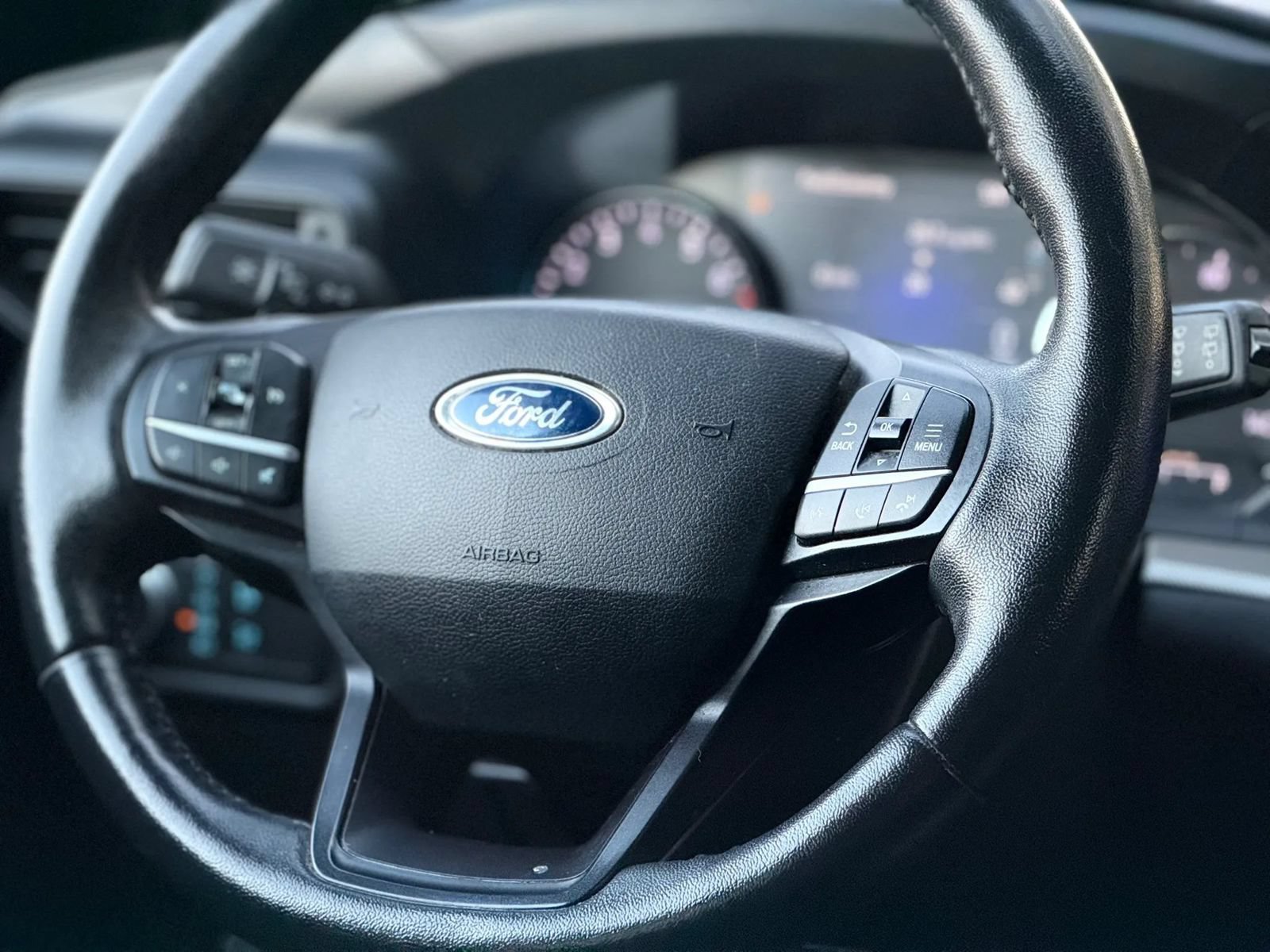 Used 2020 Ford Explorer XLT AWD/4WD image 15
