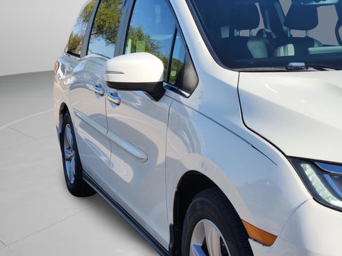 Used 2018 Honda Odyssey EX-L image 38
