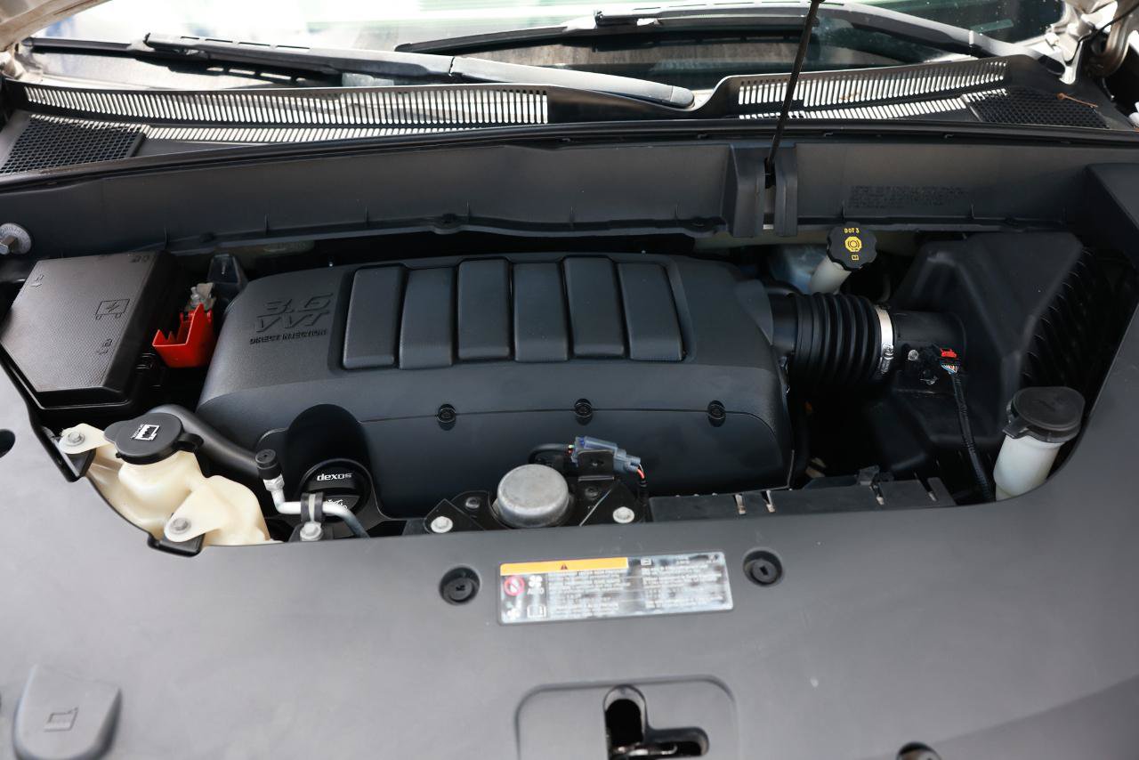 Used 2015 Chevrolet Traverse LT FWD image 20