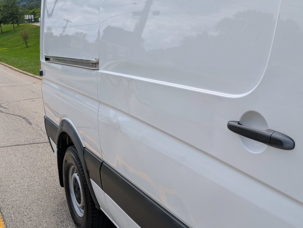 Used 2015 Mercedes-Benz Sprinter 2500 image 19