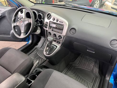 Used 2007 Pontiac Vibe w/ Preferred Package FWD image 29