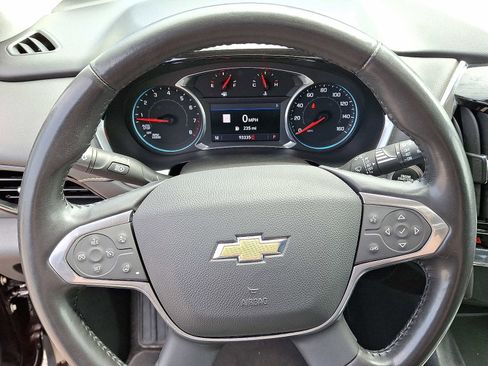 Used 2020 Chevrolet Traverse LT w/ LT Premium Package image 19