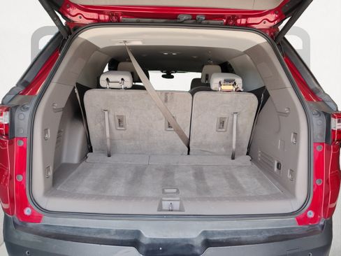 Used 2018 Chevrolet Traverse LT FWD image 13
