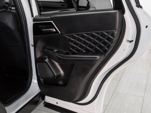 Used 2022 Mitsubishi Outlander SEL image 46