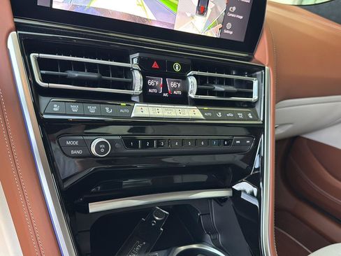 Used 2025 BMW ALPINA B8 xDrive Gran Coupe image 22