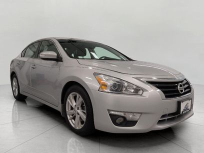 Used 2014 Nissan Altima 2.5 SL w/ Technology Package