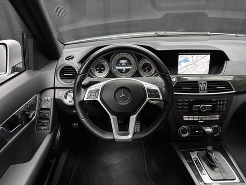 Used 2013 Mercedes-Benz C 300 Sport image 37
