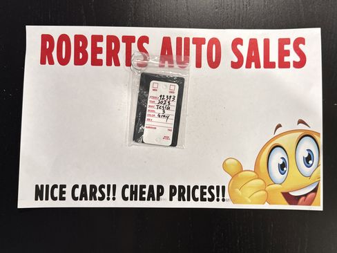 Used 2023 Tesla Model 3 Standard Range image 23