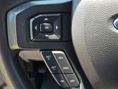 Used 2018 Ford F550 2WD Regular Cab Super Duty image 14