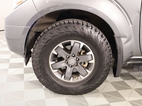 Used 2019 Nissan Frontier Desert Runner RWD image 16