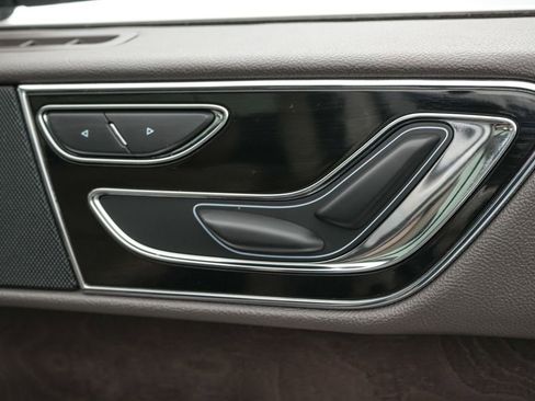 Used 2024 Lincoln Navigator Premiere image 31