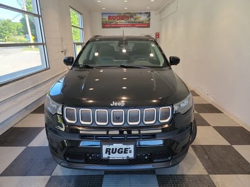 Used 2022 Jeep Compass Latitude w/ Convenience Group AWD/4WD image 7