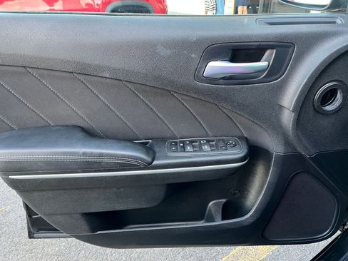 Used 2022 Dodge Charger SXT image 20
