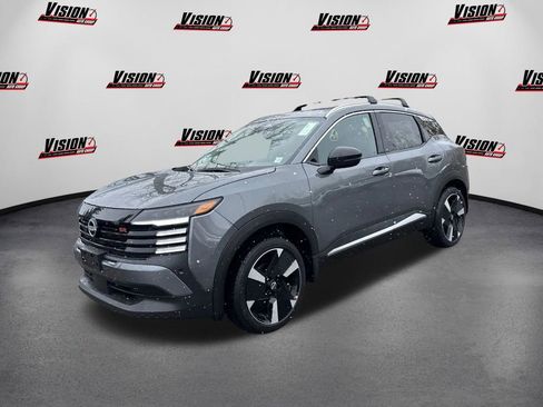 New 2026 Nissan Kicks SR w/ SR Premium Package AWD/4WD image 1