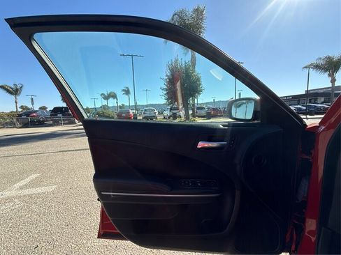 Used 2021 Dodge Charger SXT w/ Leather Interior Group image 35