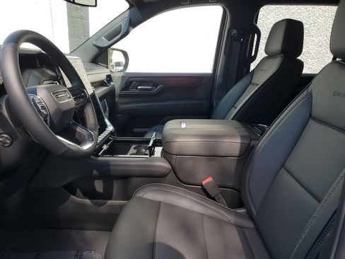 New 2026 GMC Yukon Denali RWD image 19