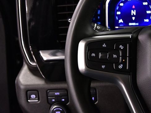 Used 2025 Chevrolet Silverado 1500 LT image 20