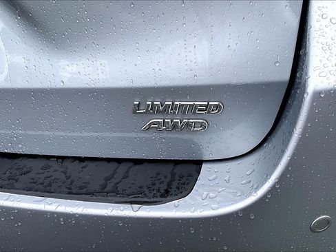 Used 2015 Toyota Sienna Limited Premium image 8