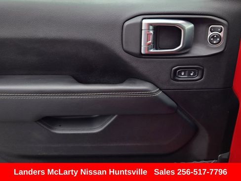 Used 2023 Jeep Gladiator Overland image 23