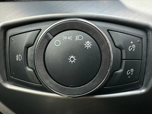 Used 2018 Ford Mustang Premium image 22