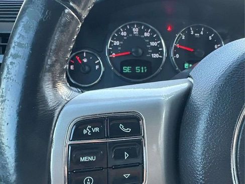 Used 2012 Jeep Liberty Limited image 29