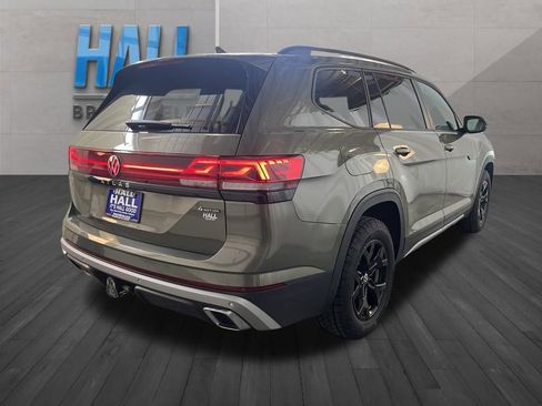 Certified 2024 Volkswagen Atlas Peak Edition SE image 6