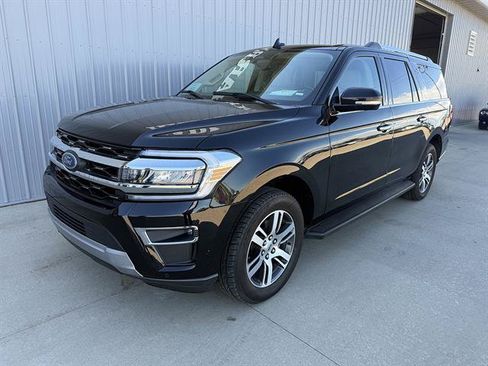 Used 2024 Ford Expedition Max Limited AWD/4WD image 1