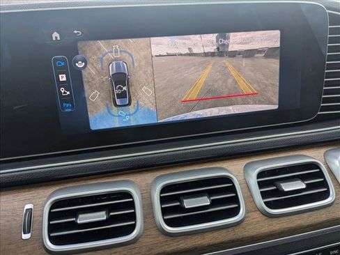 Used 2025 Mercedes-Benz GLE 350 4MATIC image 13