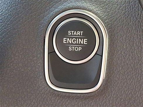 Used 2025 Mercedes-Benz Sprinter 2500 image 22