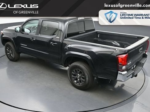 Used 2021 Toyota Tacoma SR5 AWD/4WD image 22