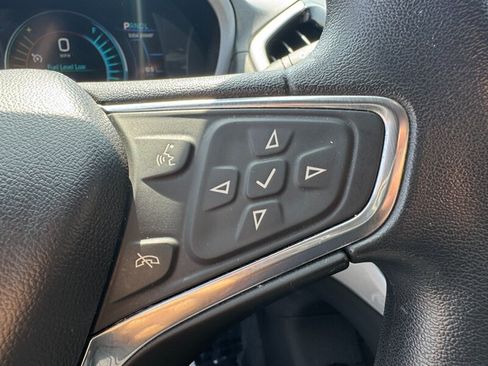 Used 2018 Chevrolet Volt LT FWD image 27