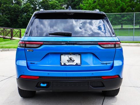 Used 2022 Jeep Grand Cherokee Trailhawk w/ Advanced Protech Group II AWD/4WD image 20