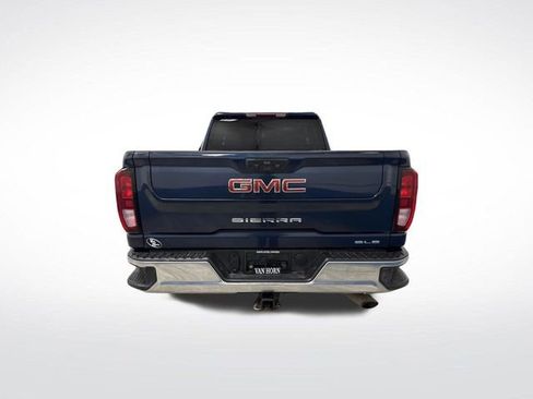 Used 2023 GMC Sierra 2500 SLE image 12