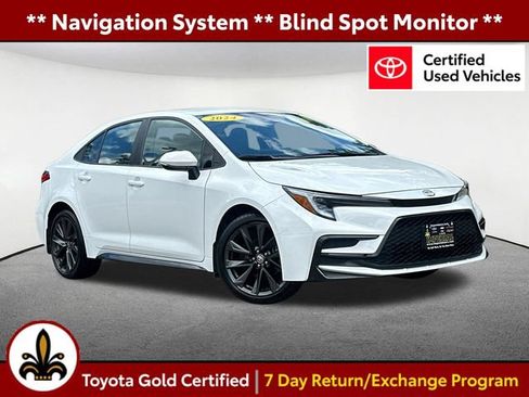 Certified 2024 Toyota Corolla SE FWD image 1