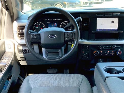 Used 2024 Ford F250 XLT w/ FX4 Off-Road Package image 7