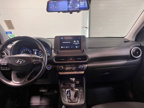 Used 2022 Hyundai Kona SEL w/ Convenience Package image 20