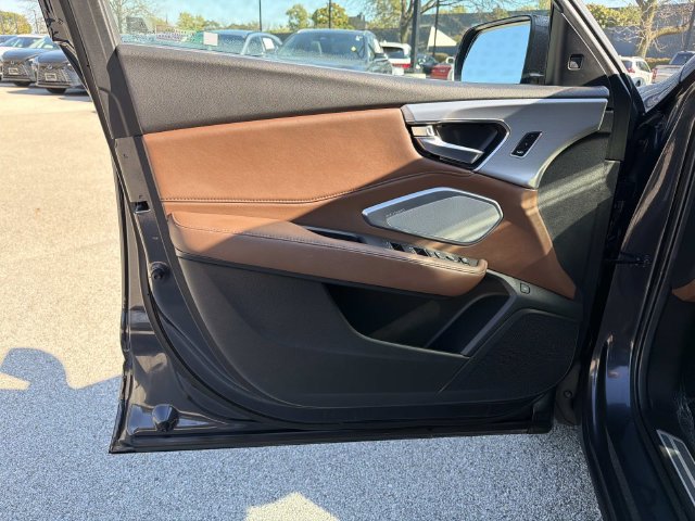 Used 2020 Acura RDX w/ Technology Package AWD/4WD image 11
