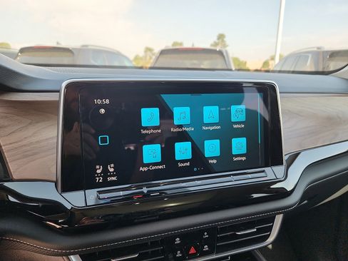 New 2026 Volkswagen Atlas SE FWD image 19