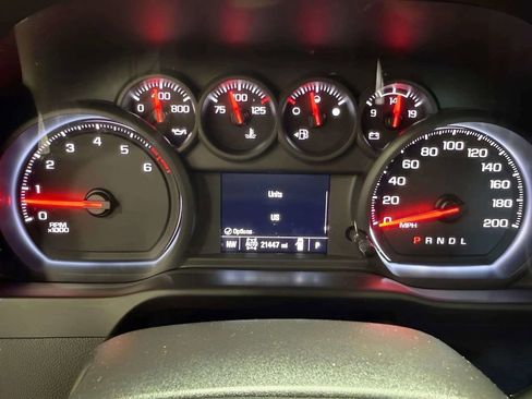 Used 2021 Chevrolet Silverado 1500 Custom Trail Boss AWD/4WD image 24