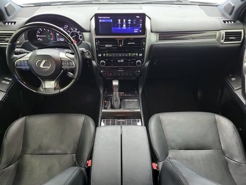 Used 2022 Lexus GX 460 Luxury w/ Accessory Package AWD/4WD image 14