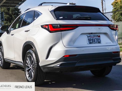 Used 2025 Lexus NX 250 FWD image 4