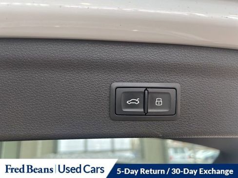 Used 2022 Audi Q3 2.0T Premium w/ Convenience Package image 7