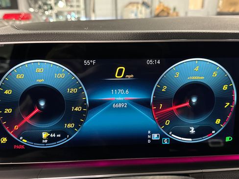 Used 2021 Mercedes-Benz GLE 350 350 AWD image 28