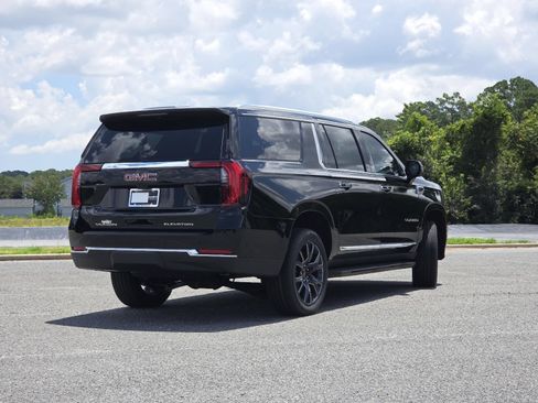 New 2026 GMC Yukon XL Elevation w/ Elevation Premium Package AWD/4WD image 23