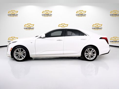 Used 2023 Cadillac CT4 Luxury w/ Cold Weather Package RWD image 5