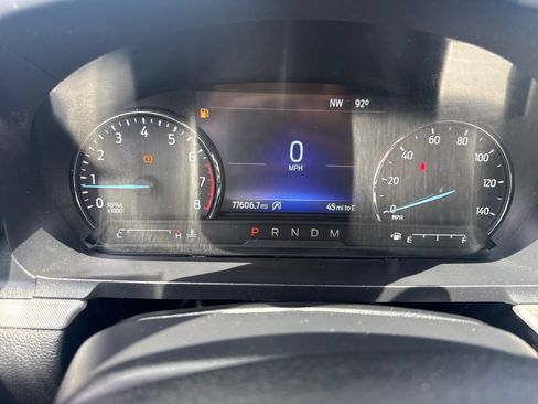 Used 2020 Ford Explorer XLT w/ Equipment Group 202A AWD/4WD image 29