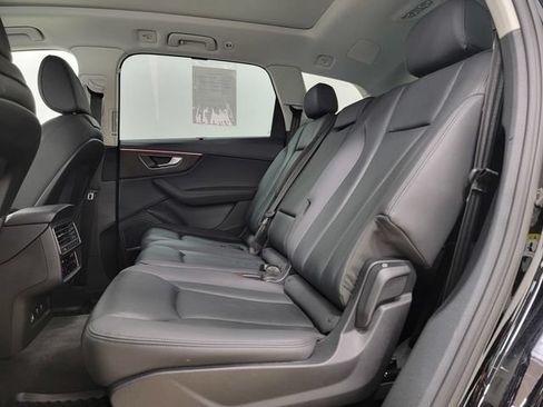 Used 2023 Audi Q7 3.0T Prestige AWD/4WD image 17